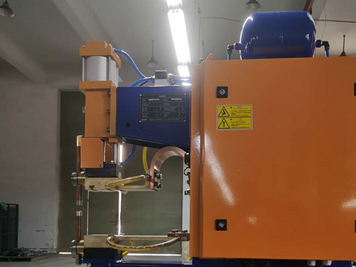 中频逆变点焊机